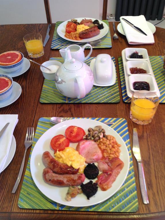 Redroofs Bed & Breakfast Тенбъри Стая снимка
