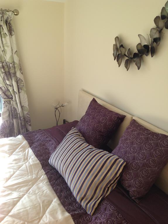 Redroofs Bed & Breakfast Тенбъри Екстериор снимка